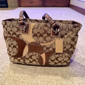 Coach tote